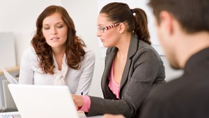 Pozor, čo pozeráte a píšete. Zamestnávateľ vás môže sledovať