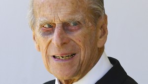 Manžel Alžbety II. bojuje s vážnou infekciou! Jeho syn, princ Charles, odchádzal z nemocnice v slzách!