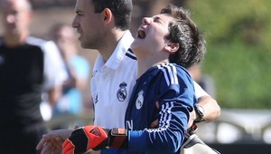 Brankár sa po lacnom góle rozplakal! Ako reagovali spoluhráči?