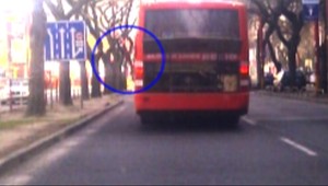 Šokujúca jazda autobusu v Bratislave!
