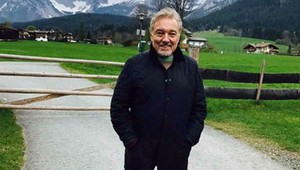 Sviatky celebrít. Verešová na Maledivách, Gott na horách...