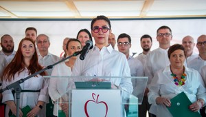 Keď dokázali opísať diplomovky, mohli by kopírovať aj riešenia pre ľudí, odkázala oponentom europoslankyňa