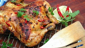 Reťazce majú vysoké prirážky, tvrdia hydinári