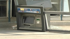 Šéf bankomatovej mafie je na slobode pre nesústredenosť