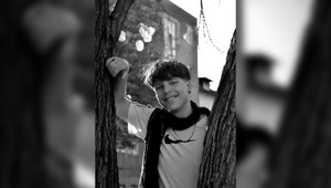 Príbeh šikanovaného Romana, ktorého dlhodobo šikanovali najmä jeho spolužiačky