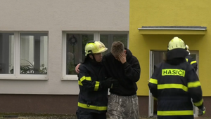 Simulovaný požiar v škole preveril pripravenosť hasičov, policajtov aj záchranárov