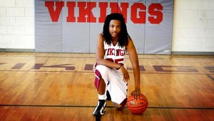 Zhrozená rodina. Chlapca pochovali bez orgánov, bol plný novín