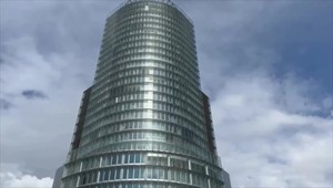 Bombová hrozba v Bratislave: Národnú banku museli evakuovať