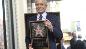Michael Douglas má hviezdu na Chodníku slávy