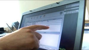 Hackeri zverejnili citlivé údaje stoviek nemeckých poslancov. Boli zo všetkých strán, okrem jedinej