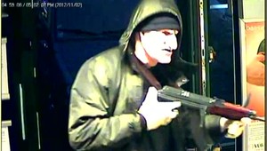 Muži, ktorí majú mať na svedomí smrť Ernesta Valka, sa do jeho domu mali dostať na druhý pokus