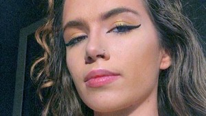 Mužom sa páči, len kým ju neuvidia v sukni: Takto si nikoho nenájdeš, tvrdia