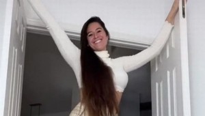 V detstve ju za postavu šikanovali, dnes TÝM zarába majland: Neuveríte, za čo jej ľudia platia