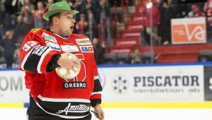 Hudashow naďalej baví. Pivo na ex či pekný futbalový volej