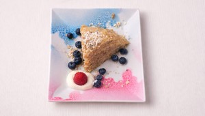 Tortové palacinky s orechmi a ovocím