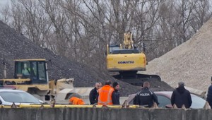 Akoby zázrakom prežil. Muža v Senci zrazil bager