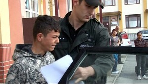 Pôjdu za mreže? Najskôr zbili Danka (11), potom kradli