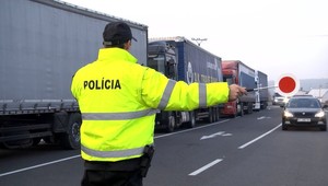 Nenechajte sa nachytať falošnými policajtmi. Odhaľte ich