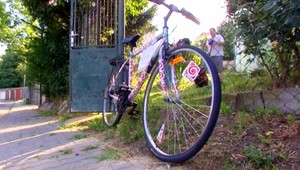 JOJ-kársky bicykel má defekt! Čaká ho oprava...