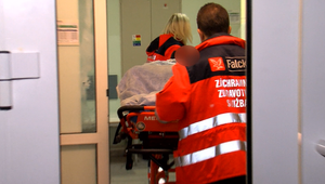 Po hádke bodla muža niekoľkokrát nožom do hrude. Svoju úlohu zohral aj alkohol