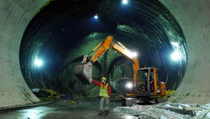 FOTOGALÉRIA. Nový vlakový tunel spája Európu s Áziou