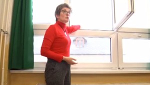 Dve žiačky sa rozhodli ujsť zo školy cez okno. Po páde z niekoľkých metrov skončili v nemocnici