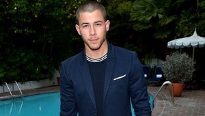 Nick Jonas sa zasnúbil s hviezdou Baywatchu len po dvoch mesiacoch randenia!