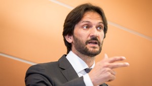 Kaliňák je už len politický Drakula, tvrdí Beblavý