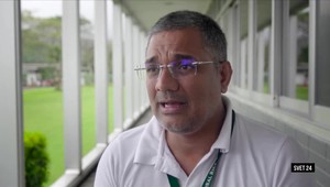 Svet 24 o ťavách nad zlato, ako aj o pretekoch tryskových oblekov