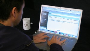 Samovražda naživo! Ľudia sledovali, ako zomiera...