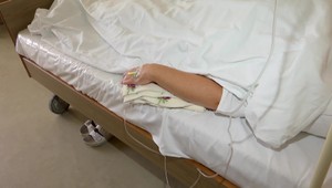 Lieky, ktoré sú šanca na život, im nemusia byť preplatené: Onkologickí pacienti doplácajú na rozhodnutia zdravotnej poisťovne