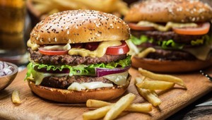 Milujete hamburgery, ale nechcete pribrať? Vyskúšajte TOTO!
