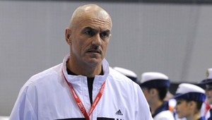 Heister pokračuje na trénerskej stoličke reprezentácie