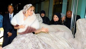 To sú svadobné? Jennifer Lopez sa ukázala v honosných šatách, ktoré vám vyrazia dych