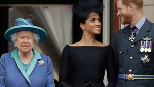 Jasný odkaz Harrymu od kráľovnej Alžbety: Zachráň seba aj svoju rodinu!