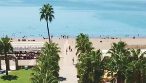 Turisti sú pre hotely čoraz vzácnejší, home office v exotike je vyhľadávaná voľba