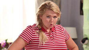 Ako vyzerá Evelyn, keď prehrá v hre? Zatnem zuby, ale nerobím okolo toho „caviky“