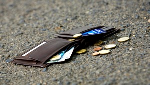 Prilepšil si o stovky eur, našiel peňaženku s hotovosťou