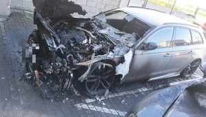 V Bratislave zhoreli luxusné autá: Policajti hľadajú podpaľača