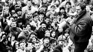 Na Nežnú revolúciu si zaspomínali ľudia po celej krajine. Organizovali sa desiatky akcií