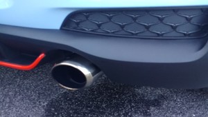 Exkluzívny prieskum agentúry AKO pre TV JOJ 24: Mala by budúca vláda zakázať spaľovacie motory?