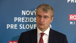 NAŽIVO:  Zásadné vyhlásenie Roberta Mistríka k spájaniu síl demokratických kandidátov v prezidentských voľbách