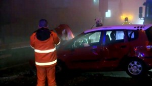 Po nehode sa dal vodič na útek. Policajti sledovali jeho krvavé stopy, vypátrali ho