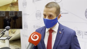 Štátny tajomník Martin Klus: Lukašenko sa neštíti cynicky zneužívať ani zúfalých ľudí na úteku