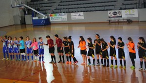 Famózny ultra vinkel. A dokonca ho strelila pekná baba!