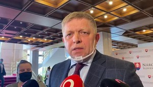 Robert Fico žiada okamžité prepustenie obvinených. Chce zvolať ďalšiu mimoriadnu schôdzu