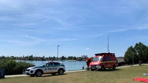 Zásah na Slnečných jazerách: Potápači hľadajú telo muža