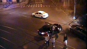 Luxusné BMW zabilo na zastávke dievča (†21)