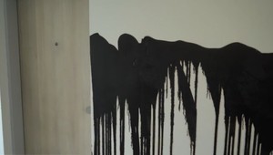 V Košiciach vyčíňa olejový fantóm. Motorovým olejom polieva dvere a steny bytov