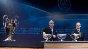 V osemfinále LM Real - Manchester Utd, v EL Hamšík do Plzne